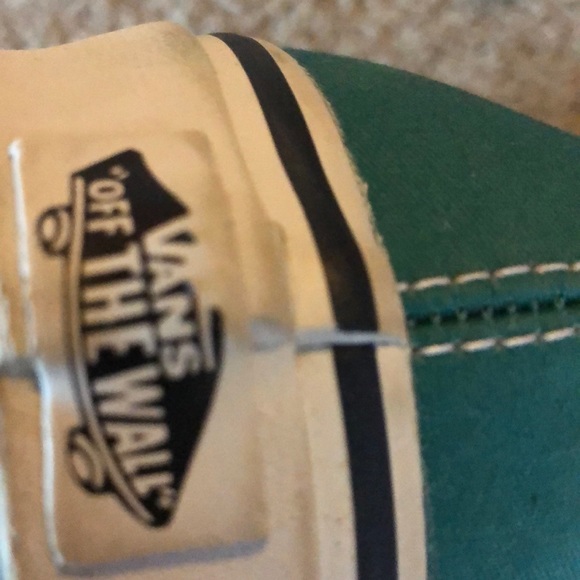 Vans - Picture 5 of 5